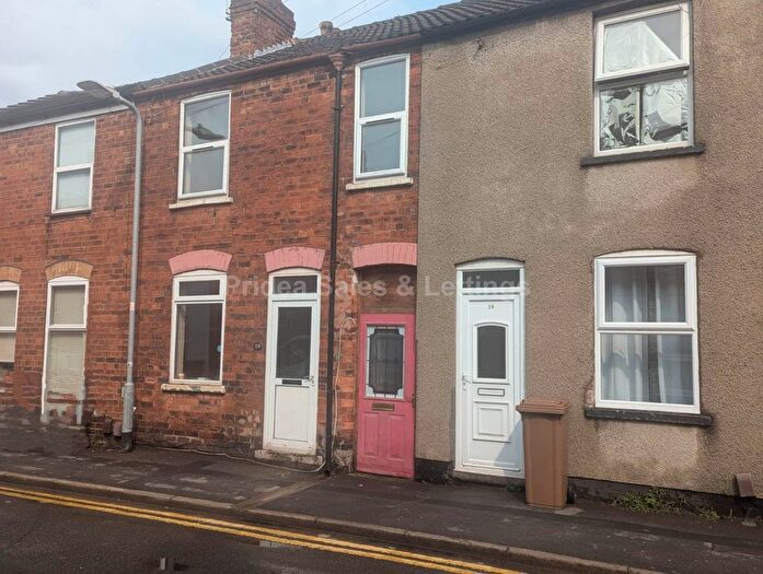 2 Bedroom Terraced House To Rent In Cross St, Lincoln, LN5