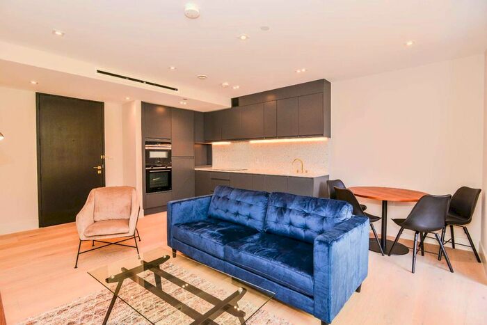 2 Bedroom Flat To Rent In Crompton Street, Maida Vale, London, W2