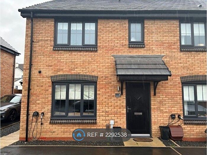 3 Bedroom End Of Terrace House To Rent In Millstone Close, North Shields, NE29