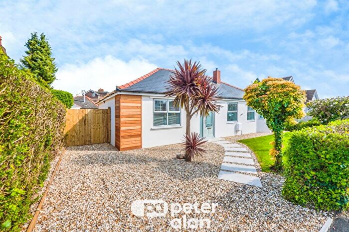 4 Bedroom Detached Bungalow For Sale In Caegwyn Road, Cardiff, CF14