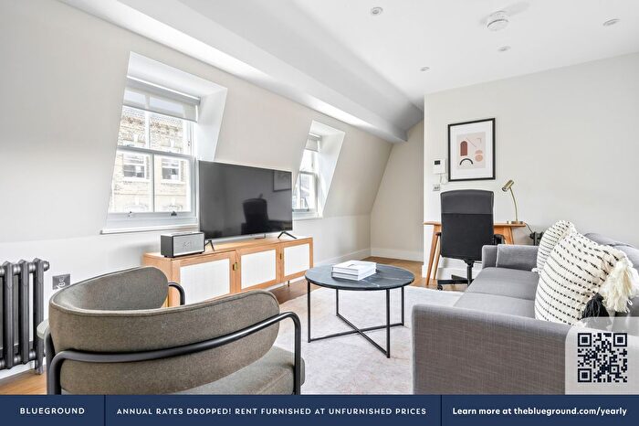3 Bedroom Flat To Rent In Waterloo, SE1