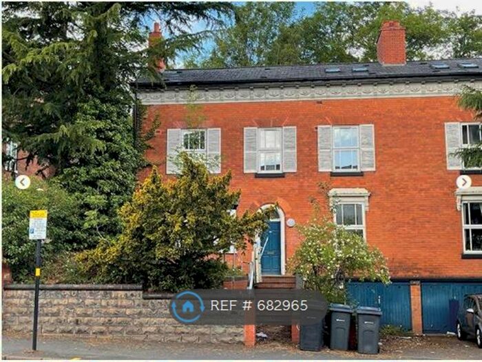 7 Bedroom Semi-Detached House To Rent In Alcester Road, Birmingham, B13