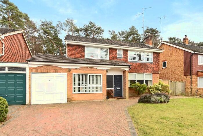 4 Bedroom Detached House To Rent In Heathpark Drive, Windlesham, Surrey, GU20