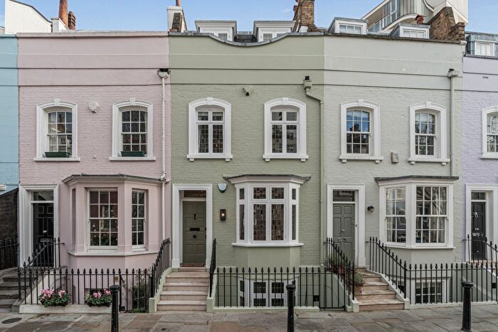 3 Bedroom Property To Rent In Bywater Street, Chelsea, London, United Kingdom, SW3