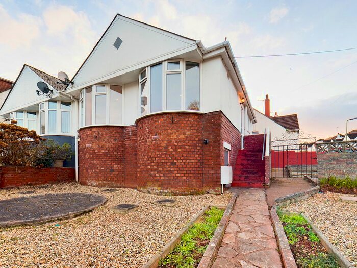 2 Bedroom Bungalow To Rent In Clifton Crescent, Paignton, TQ3
