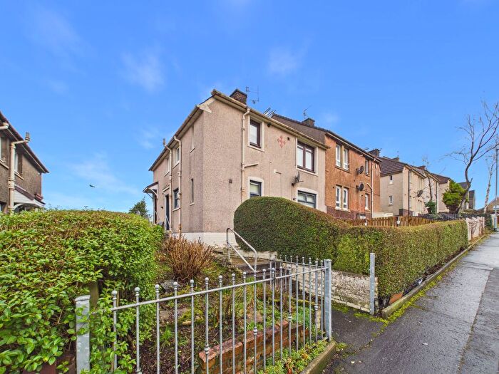 2 Bedroom Flat For Sale In Laurelbank, Coatbridge, ML5