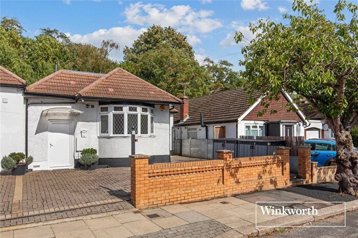 3 Bedroom Bungalow For Sale In Abercorn Road, Mill Hill East, NW7