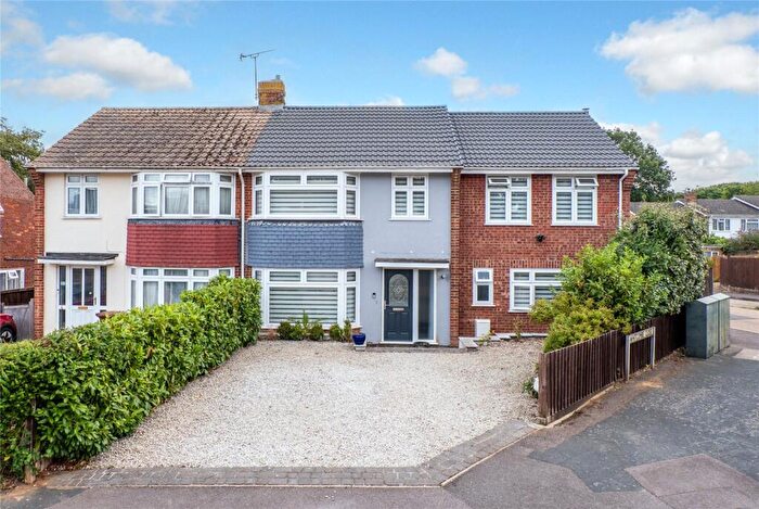 4 Bedroom Semi Detached House For Sale In Whitcombe Close, Walderslade, Kent, ME5