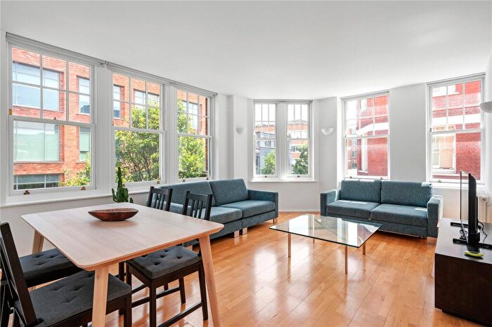 1 Bedroom Apartment To Rent In Goswell Road, London, EC1V