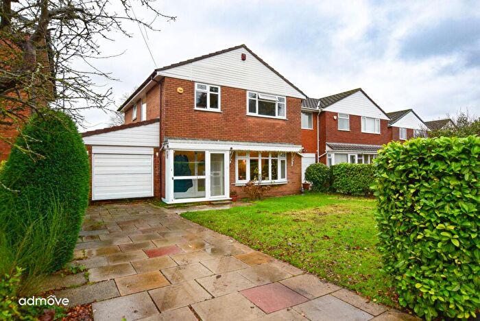 4 Bedroom Detached House For Sale In Wadebridge Avenue, Manchester, M23