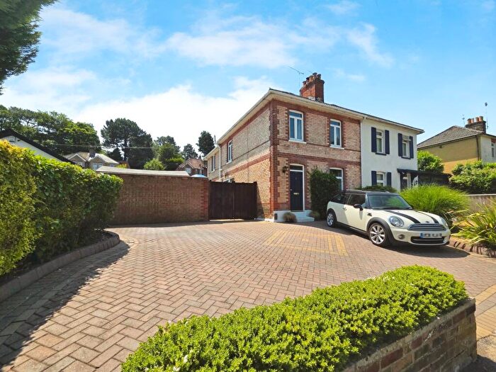 3 Bedroom Semi-Detached House For Sale In Surrey Road, Poole, BH12