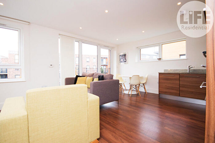 2 Bedroom Apartment To Rent In Howard Road, Stanmore, HA7