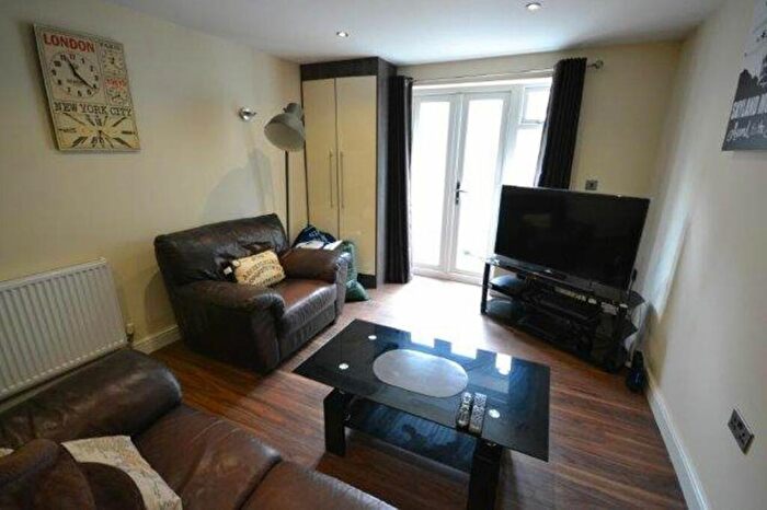 1 Bedroom Flat To Rent In Westbury Road, Leicester, LE2
