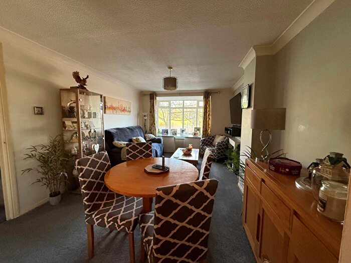 1 Bedroom Flat For Sale In Erith Road, Belvedere, DA17