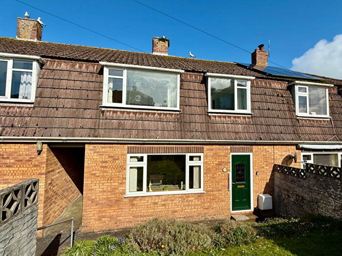 3 Bedroom Terraced House For Sale In Queens Park, Wadebridge, PL27