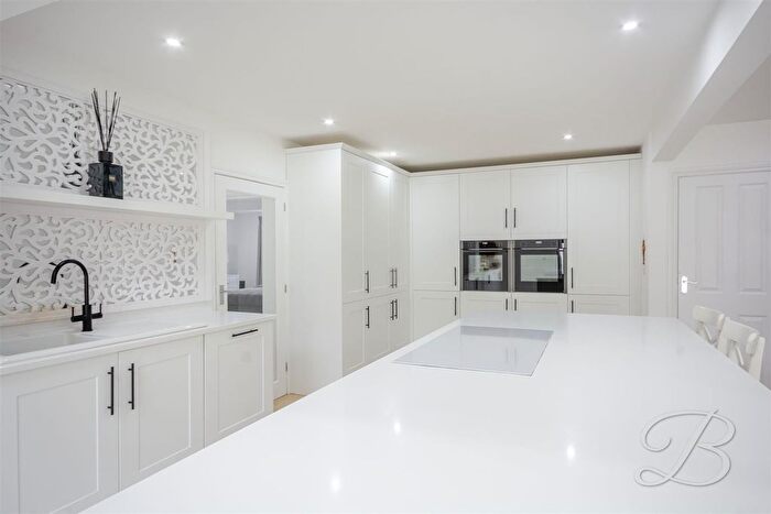 5 Bedroom Detached House For Sale In The Avenue, Mansfield, NG18