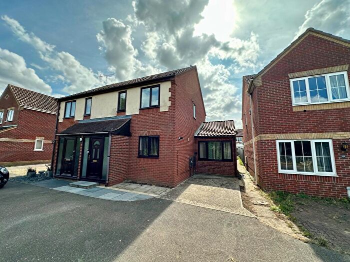 3 Bedroom House To Rent In Macpherson Robertson Way, Mildenhall, Bury St. Edmunds, IP28