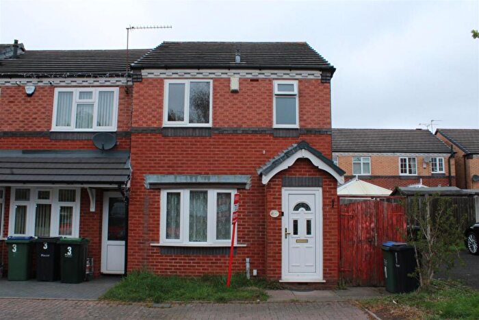 3 Bedroom Semi Detached House To Rent In Crown Meadow DriveTipton, DY4