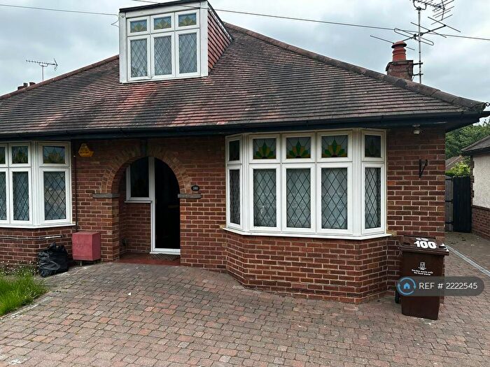 3 Bedroom Bungalow To Rent In Turner Road, Colchester, CO4