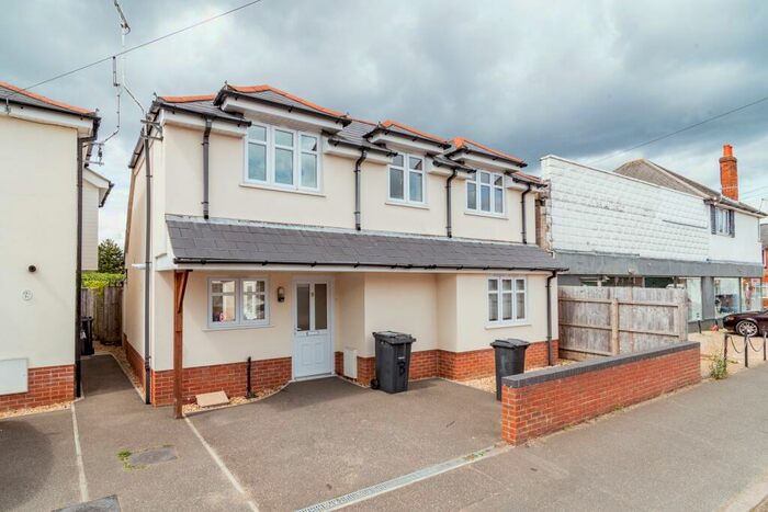 4 Bedroom House To Rent In Ensbury Avenue, , Bournemouth, BH10