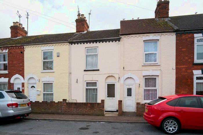 2 Bedroom Terraced House To Rent In West Road, Great Yarmouth, NR30