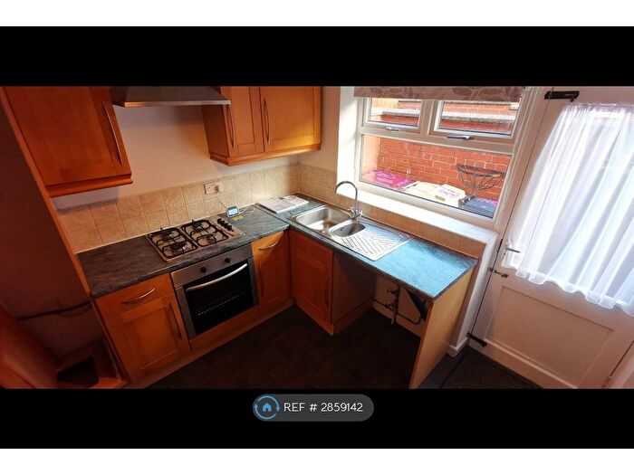 2 Bedroom Terraced House To Rent In Stephenson St, Bolton, BL6