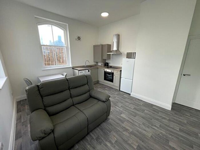 1 Bedroom Apartment To Rent In New Hall, L10