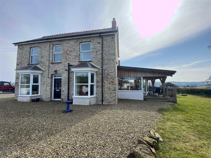 3 Bedroom Detached House For Sale In Llanpumsaint, SA33