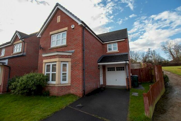 3 Bedroom Detached House To Rent In Goldcrest Close, Heysham, Morecambe, LA3