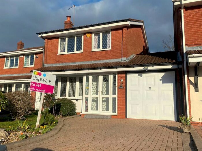 3 Bedroom House To Rent In Newey Road, Birmingham, B28