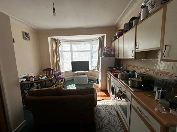 1 Bedroom Flat To Rent In Fountain Road, Birmingham, B17