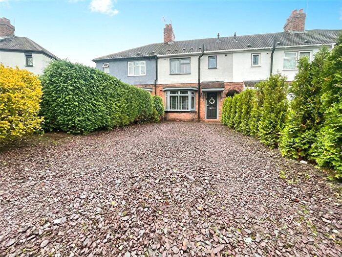 3 Bedroom Terraced House For Sale In Lawrence Avenue, Heath Town, Wolverhampton, West Midlands, WV10