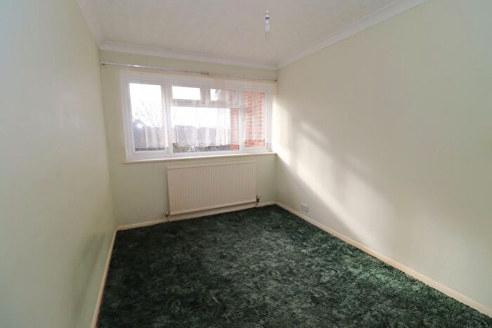 3 Bedroom Terraced House For Sale In Roundacres Way, Bexhill-On-Sea, TN40