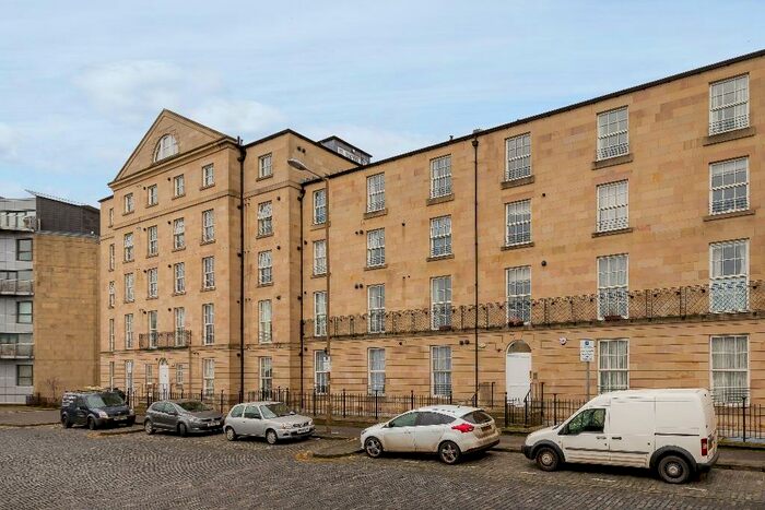 2 Bedroom Flat To Rent In East London Street, Broughton, Edinburgh, EH7