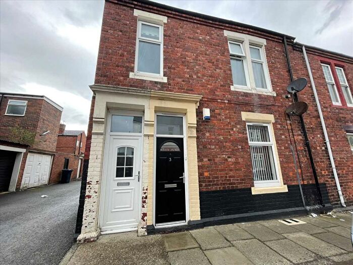 2 Bedroom Flat For Sale In Lord Street, South Shields, NE33
