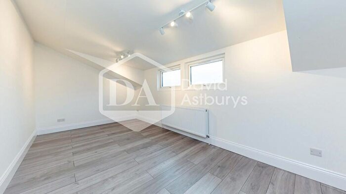 4 Bedroom Apartment To Rent In Turnpike Lane, Turnpike Lane Hornsey, London, N8