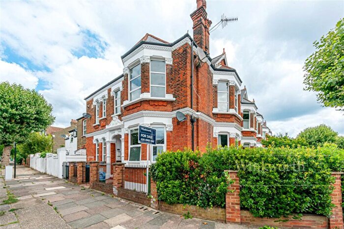 2 Bedroom Apartment For Sale In Wrentham Avenue, London, NW10
