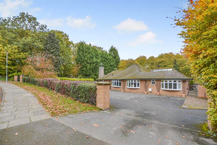 4 Bedroom Detached Bungalow For Sale In North Park, Mansfield, NG18