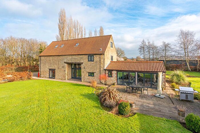 5 Bedroom Barn Conversion For Sale In Garsdon, Malmesbury, SN16