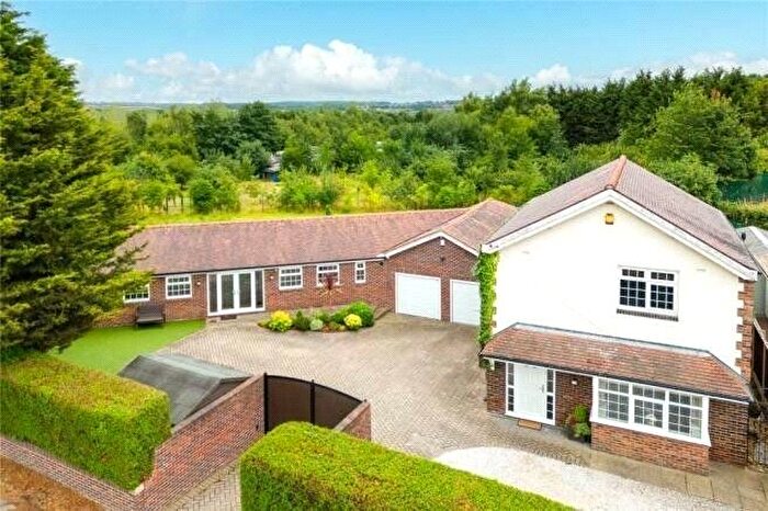 5 Bedroom Detached House For Sale In Doncaster Road, Wakefield, West Yorkshire, WF4