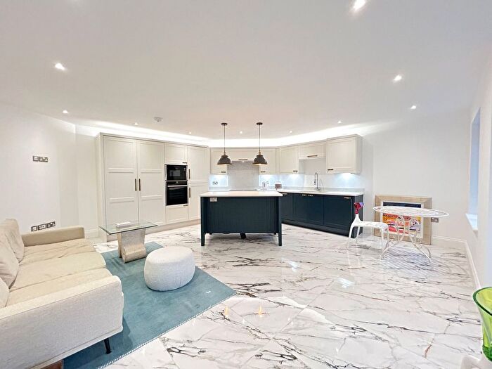 3 Bedroom Terraced House To Rent In Allerton Road, Calderstones, Liverpool, Merseyside, L18