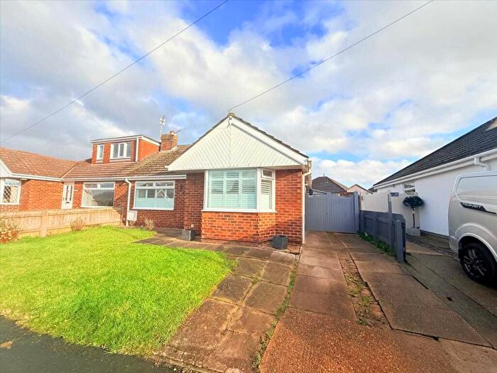 3 Bedroom Bungalow For Sale In Stephen Crescent, Humberston, Grimsby, DN36