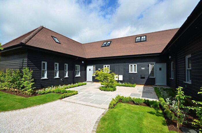 4 Bedroom Barn Conversion For Sale In Brook Farm, Worplesdon, Guildford, GU3