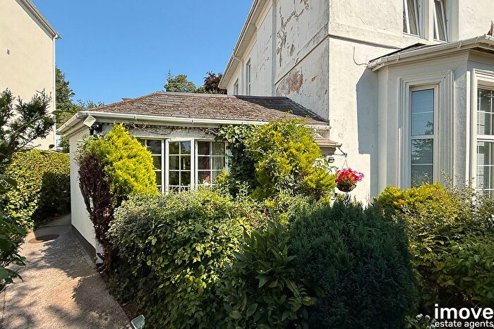 1 Bedroom Flat For Sale In Glenallon, Old Torwood Road, Torquay, TQ1