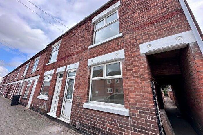 4 Bedroom Property To Rent In Havelock Street, Loughborough, LE11