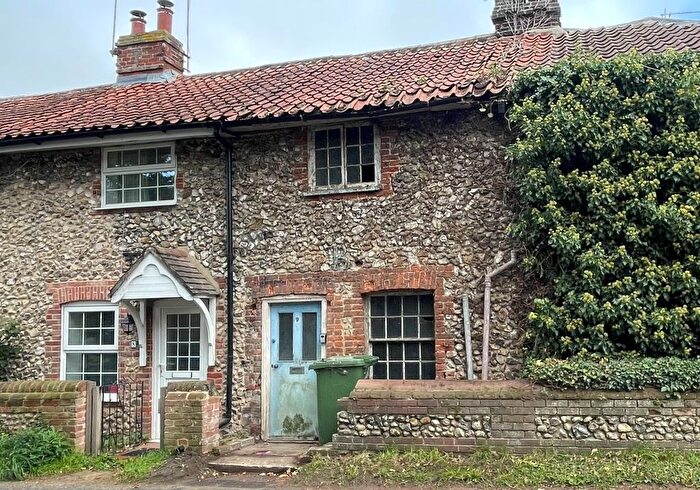3 Bedroom Terraced House For Sale In Dereham Road, Litcham, King's Lynn, Norfolk, PE32