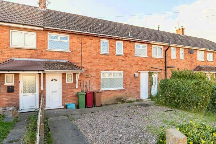 3 Bedroom Terraced House To Rent In Willoughby Road, Scunthorpe, DN17
