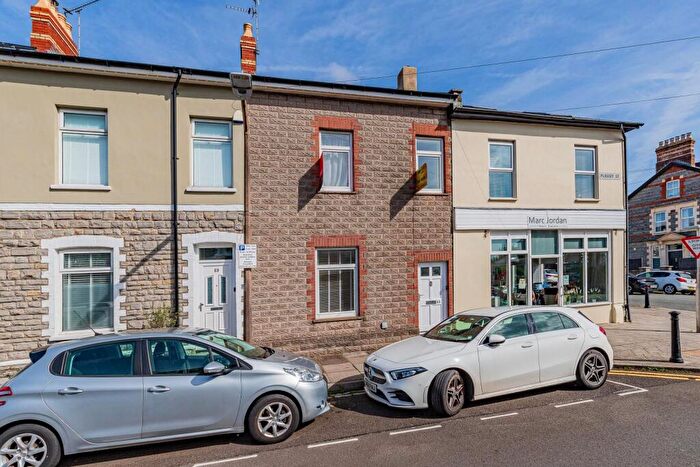 4 Bedroom Terraced House For Sale In Plassey Street, Penarth, CF64