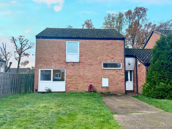 4 Bedroom Link Detached House To Rent In Eriswell Drive, Lakenheath, IP27