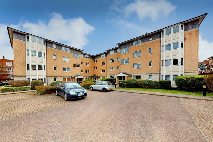2 Bedroom Apartment To Rent In Nightingale Court, Tollington Park, Upper Hollaway, Finsbury Park, London, N4